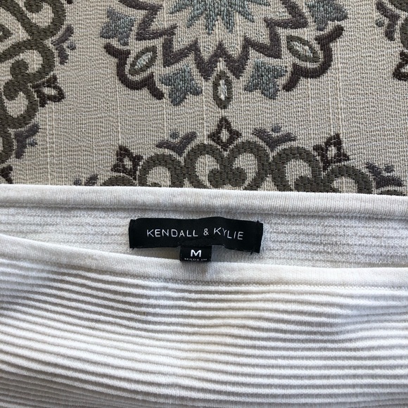 Kendall & Kylie top - Picture 2 of 2